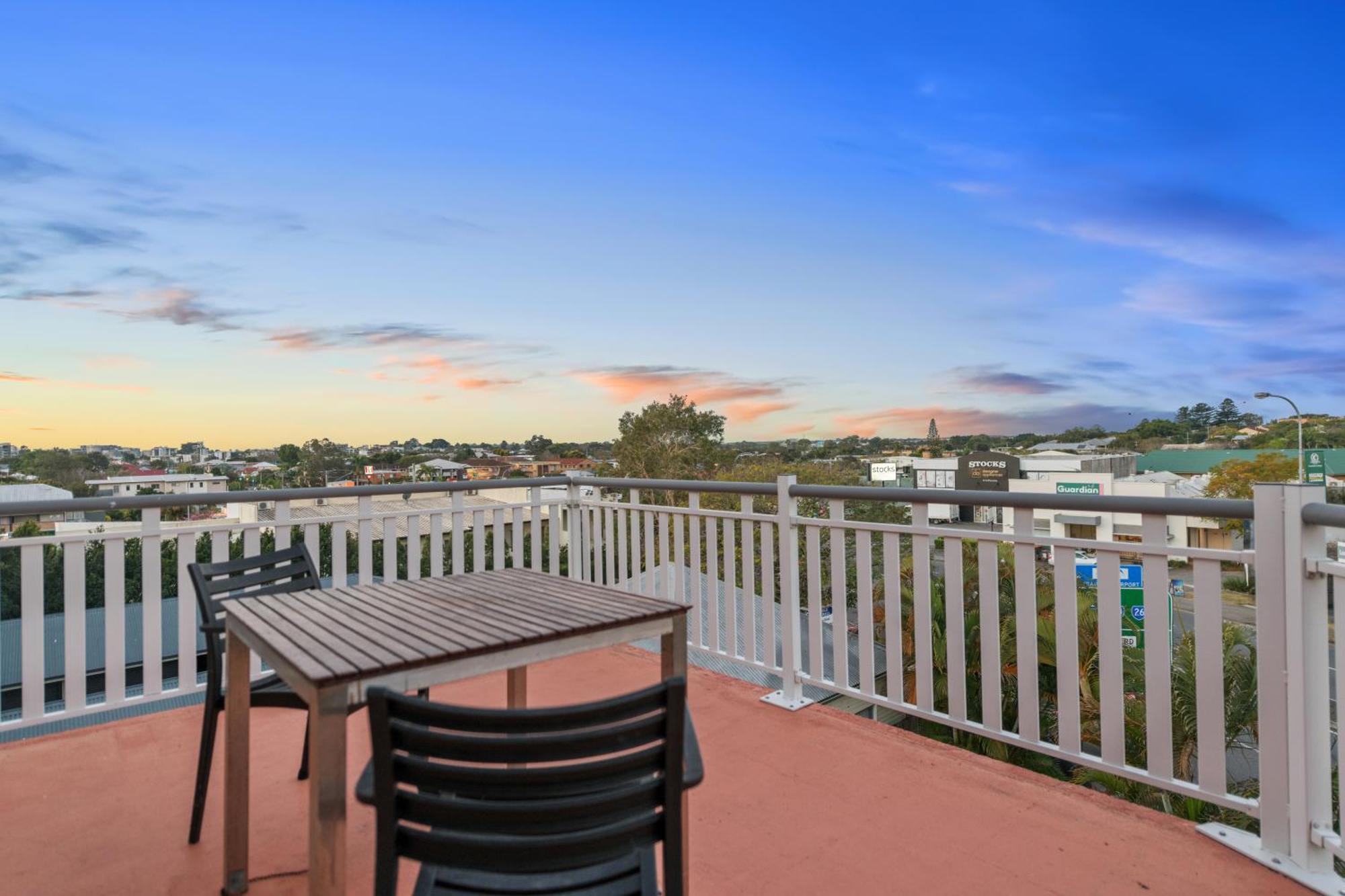 Airport Clayfield Motel Brisbane Exterior photo